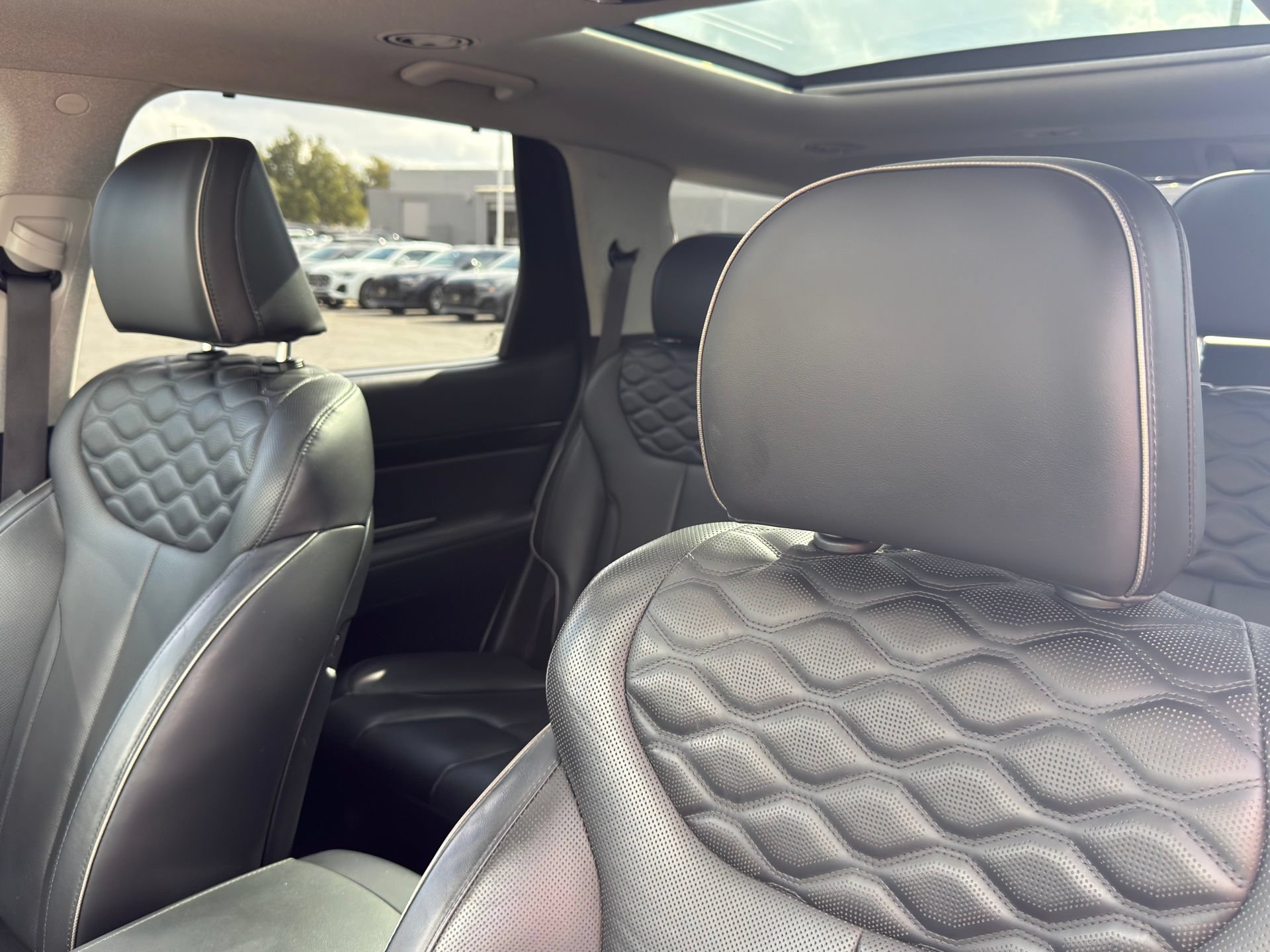 Used 2022 Hyundai Palisade Limited AWD/4WD image 12