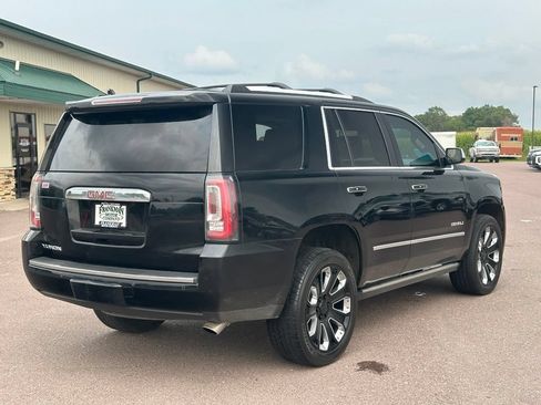 Used 2019 GMC Yukon Denali w/ Denali Ultimate Package AWD/4WD image 6