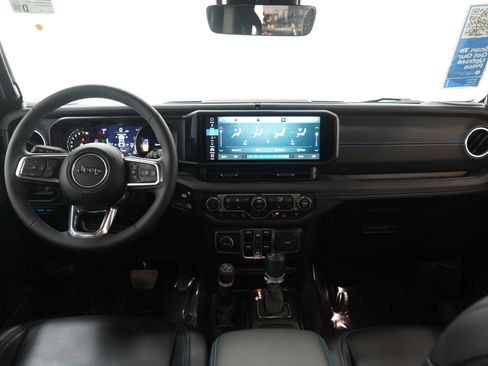 Used 2024 Jeep Wrangler High Altitude image 14