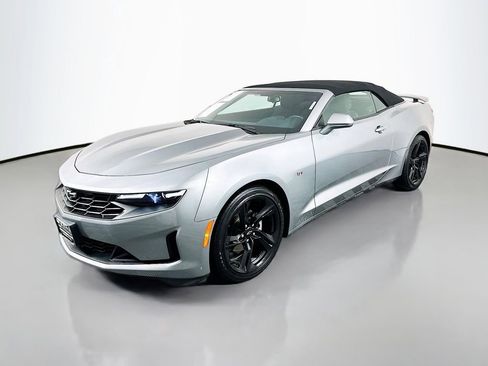 Used 2024 Chevrolet Camaro LT w/ Technology Package image 3