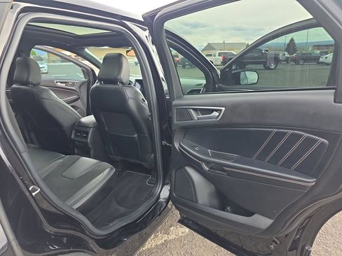 Used 2022 Ford Edge ST w/ Equipment Group 401A AWD/4WD image 35