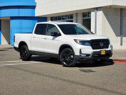 New 2026 Honda Ridgeline Black Edition image 1