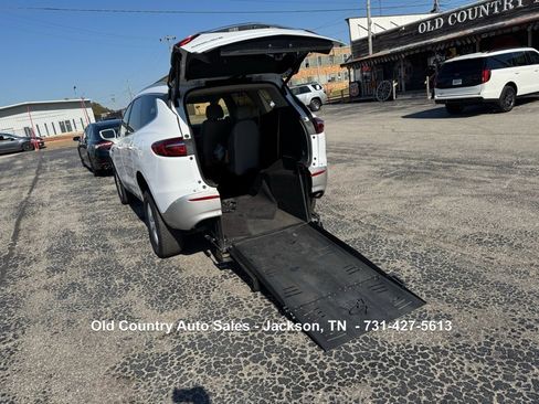 Used 2020 Buick Enclave Essence image 15