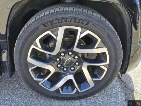 Certified 2024 Chevrolet Silverado EV RST AWD/4WD image 4