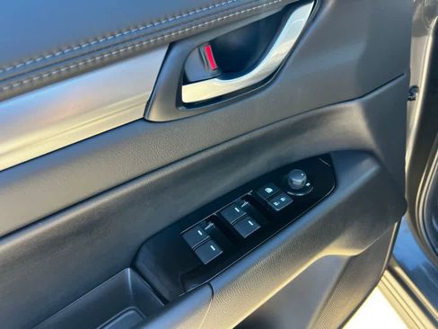 Certified 2025 MAZDA CX-5 AWD 2.5 S w/ Select Package image 16