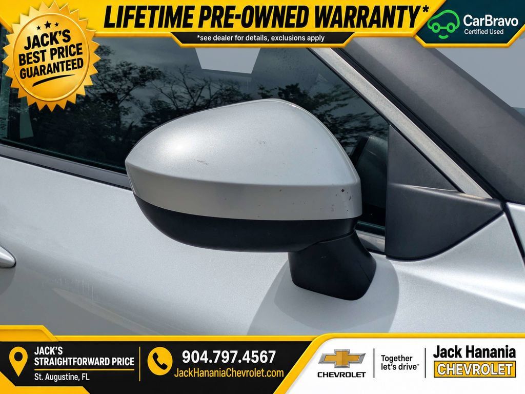 Used 2024 Nissan Rogue SV FWD image 10