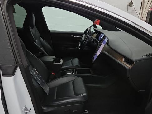Used 2021 Tesla Model X Long Range image 4