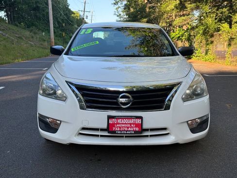 Used 2013 Nissan Altima 2.5 SV FWD image 2