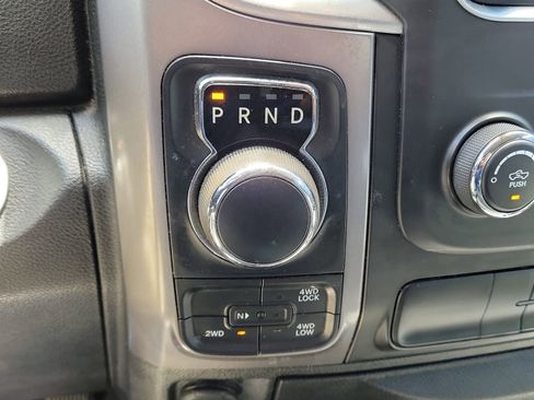 Used 2021 RAM 1500 Classic SLT AWD/4WD image 22