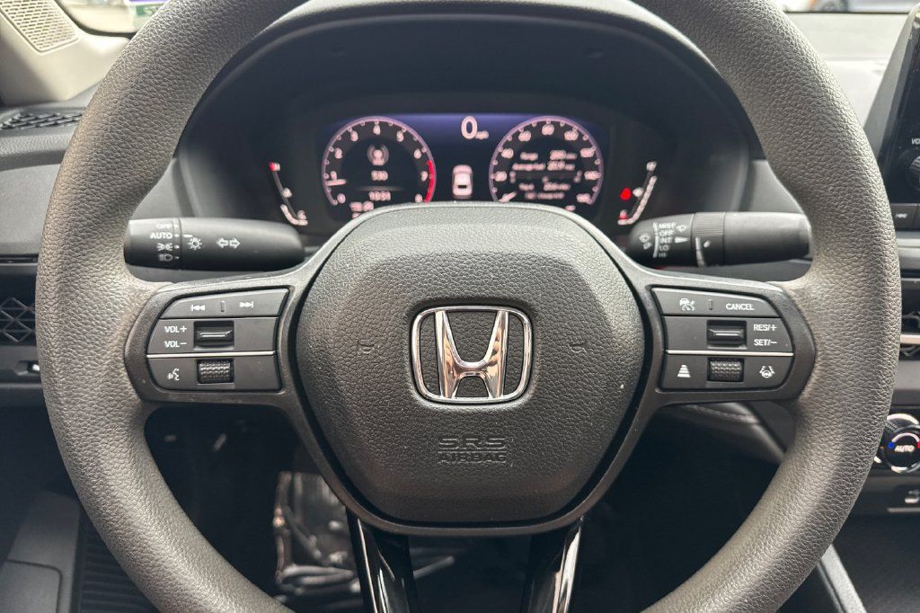 Certified 2023 Honda Accord EX image 26