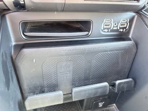 Used 2024 RAM 2500 Laramie w/ Night Edition AWD/4WD image 21