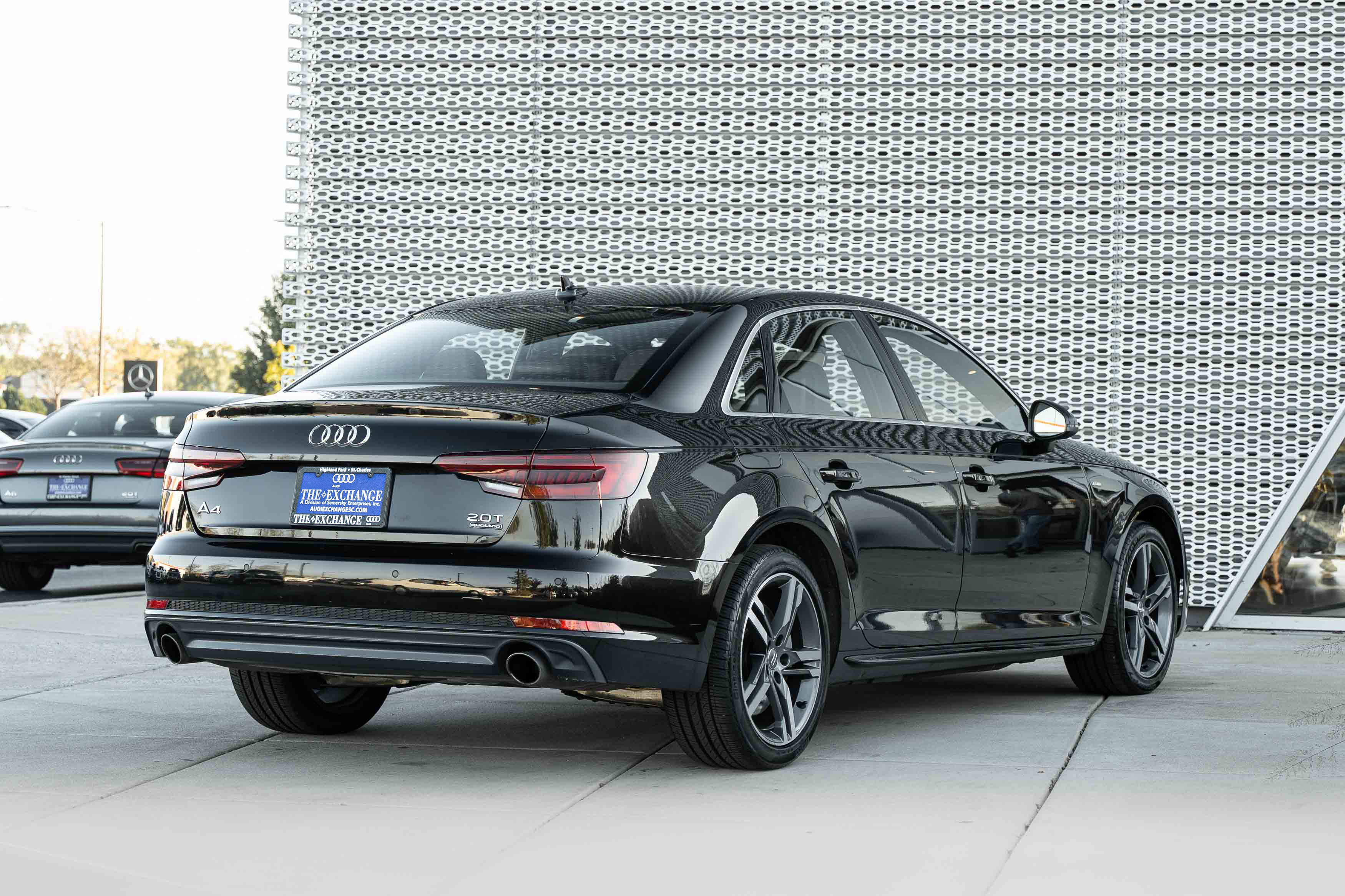Used 2018 Audi A4 2.0T Premium Plus w/ Premium Plus Package AWD/4WD image 4