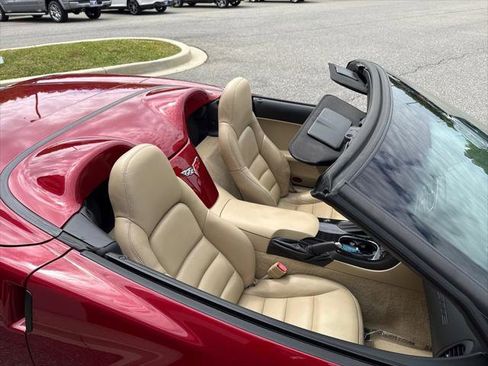 Used 2008 Chevrolet Corvette Convertible w/ Preferred Equipment Group RWD image 29