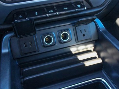 Used 2018 GMC Sierra 3500 SLT w/ Duramax Plus Package image 23