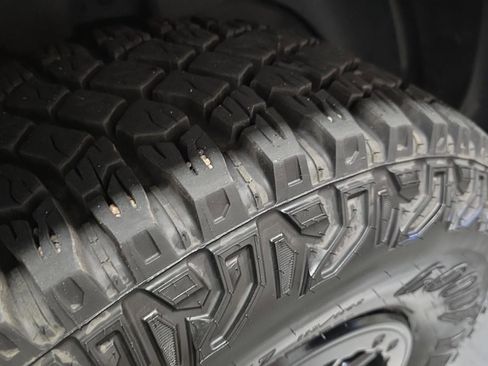 Used 2024 Ford Bronco Wildtrak image 20