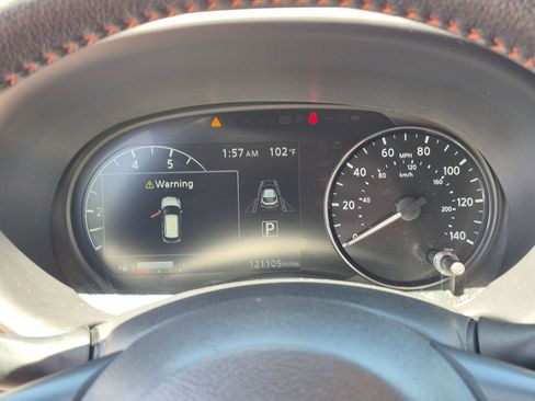 Used 2024 Nissan Kicks SR w/ SR Premium Package FWD image 21