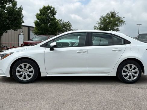 Certified 2024 Toyota Corolla LE FWD image 10