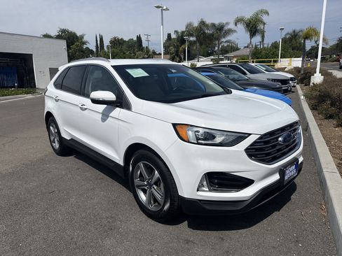 Used 2019 Ford Edge SEL FWD image 7