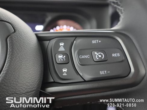 New 2026 Jeep Gladiator Sport AWD/4WD image 14