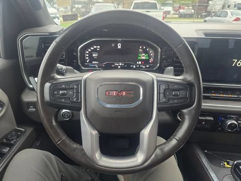 Used 2024 GMC Sierra 1500 SLT w/ SLT Premium Plus Package AWD/4WD image 17