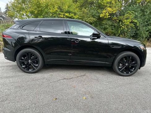 New 2026 Jaguar F-PACE R-Dynamic S image 4