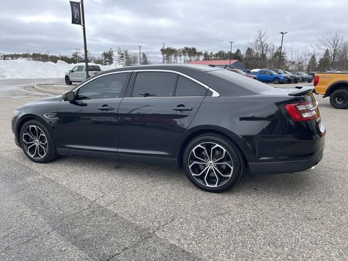 Used 2013 Ford Taurus SHO image 6