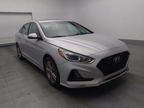 Used 2018 Hyundai Sonata Limited image 13
