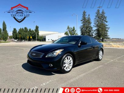 Used 2011 INFINITI G37 Journey w/ Premium Pkg