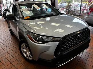 Used 2022 Toyota Corolla Cross L FWD video 1