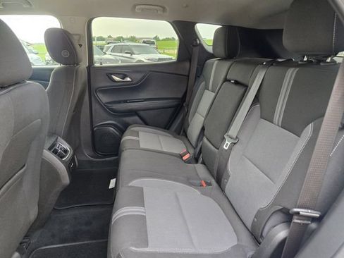 Used 2024 Chevrolet Blazer LT w/ Convenience Package FWD image 10