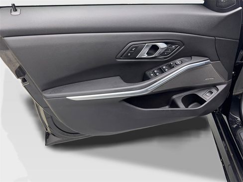 Used 2024 BMW M340i xDrive w/ Premium Package image 32