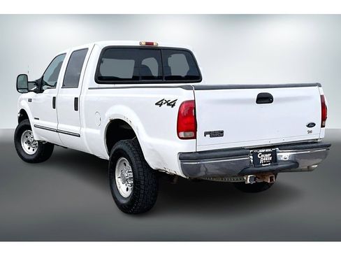 Used 2000 Ford F250 XLT image 4