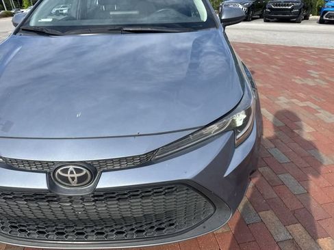 Used 2022 Toyota Corolla LE FWD image 22