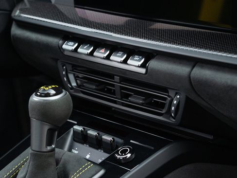 Used 2024 Porsche 911 GT3 RWD image 62