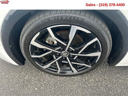 Used 2024 Toyota Prius Prime Premium w/ Advanced Technology Package FWD image 25