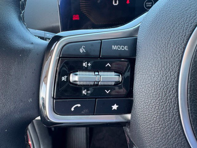 Used 2025 Kia Sorento EX w/ Panoramic Sunroof Package FWD image 15
