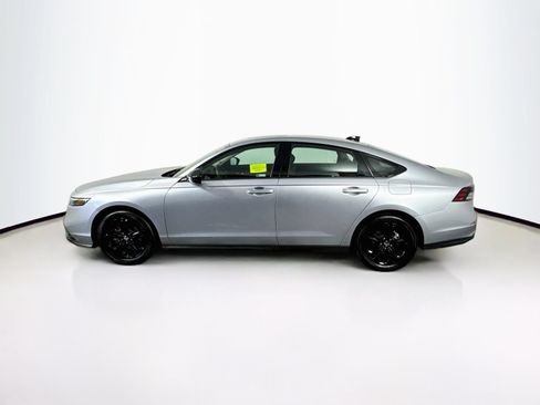 Used 2025 Honda Accord SE image 5