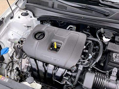 Used 2024 Kia Forte LXS w/ LXS Technology Package FWD image 30