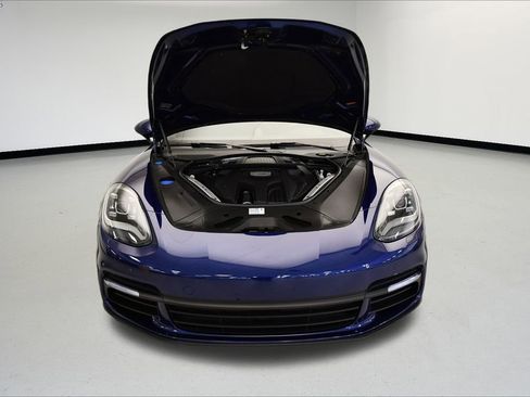 Used 2020 Porsche Panamera 4 image 14