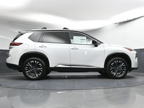 New 2026 Nissan Rogue Platinum w/ Platinum Premium Package image 29