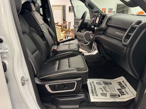 Used 2025 RAM 1500 Laramie image 16