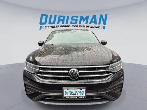Used 2022 Volkswagen Tiguan SE AWD/4WD image 6