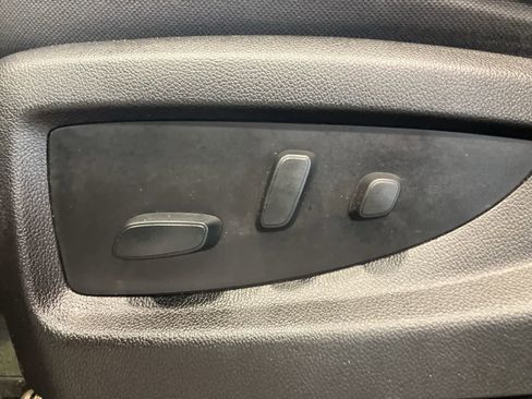 Used 2018 Chevrolet Silverado 1500 LT w/ All Star Edition image 11