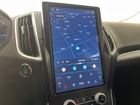 Used 2022 Ford Edge Titanium w/ Equipment Group 301A image 12