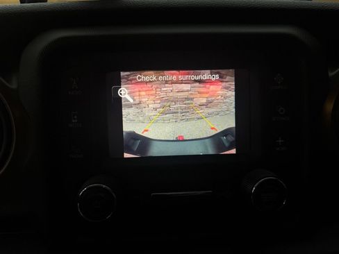 Used 2020 Jeep Gladiator Sport AWD/4WD image 26