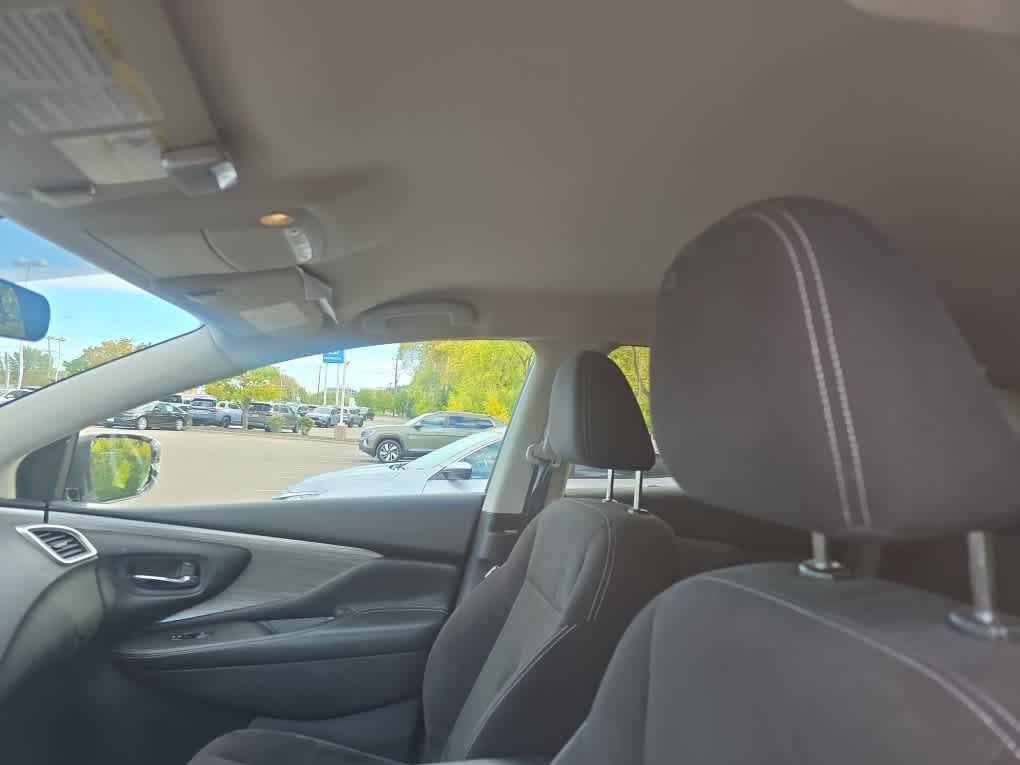 Used 2016 Nissan Murano SV AWD/4WD image 8