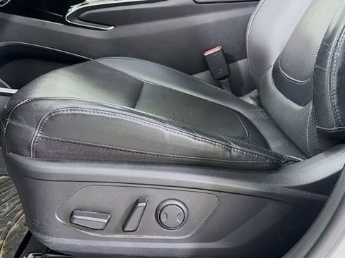 Used 2022 Hyundai Tucson Limited w/ Cargo Package image 24