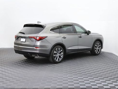Used 2023 Acura MDX SH-AWD w/ Technology Package image 9