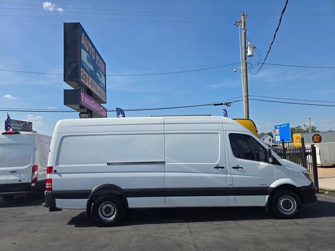 Used 2016 Mercedes-Benz Sprinter 3500 image 3
