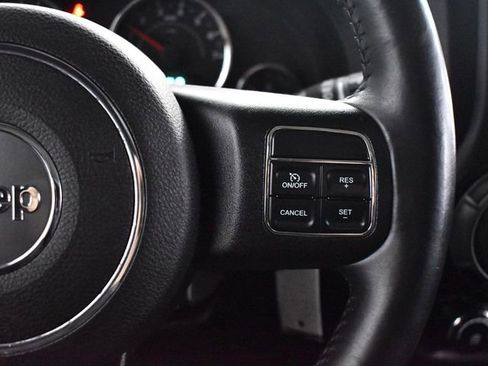 Used 2013 Jeep Wrangler Unlimited Sport AWD/4WD image 12